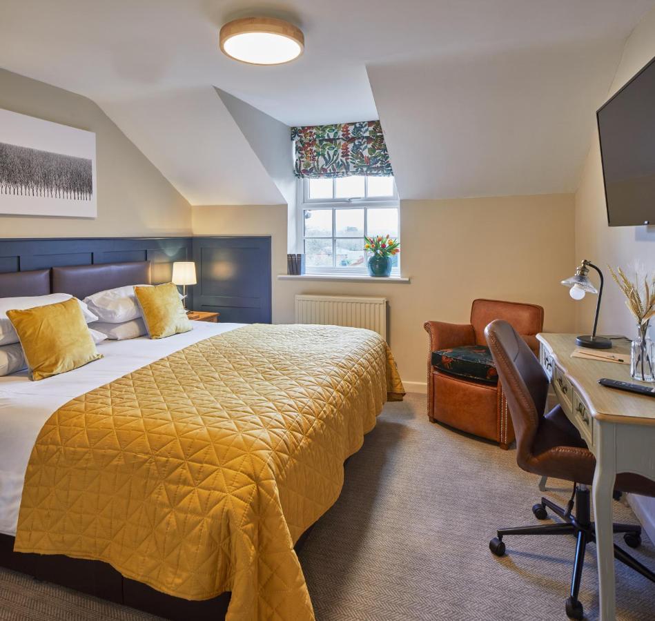 Full Moon Inn Rudge Роуд Экстерьер фото